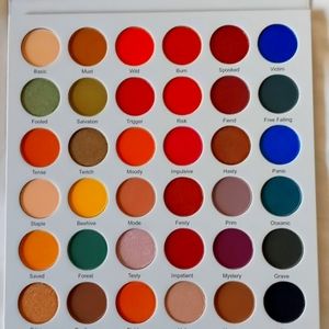 Lurella eyeshadow Palette